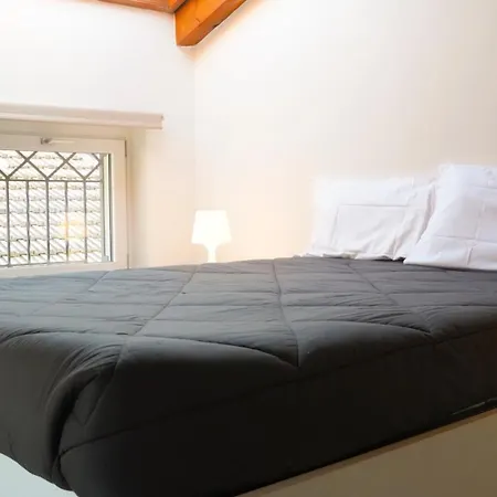 Axelparkcomo Apartamento Como