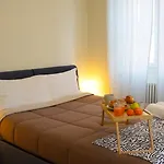 Axelparkcomo Apartament *