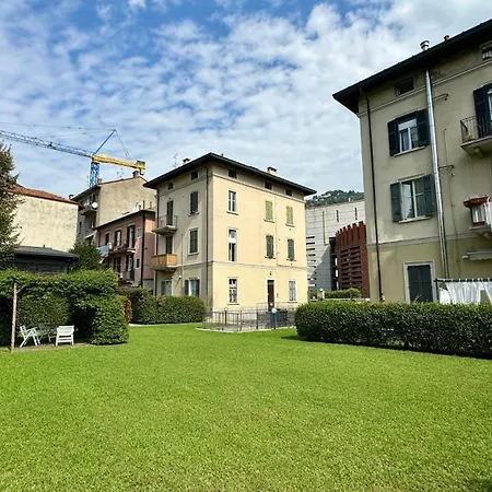 Axelparkcomo Apartamento