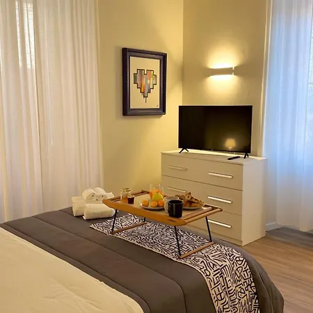 Axelparkcomo Apartamento *