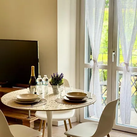 Axelparkcomo Apartamento
