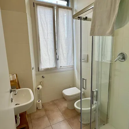 Axelparkcomo Apartmán *